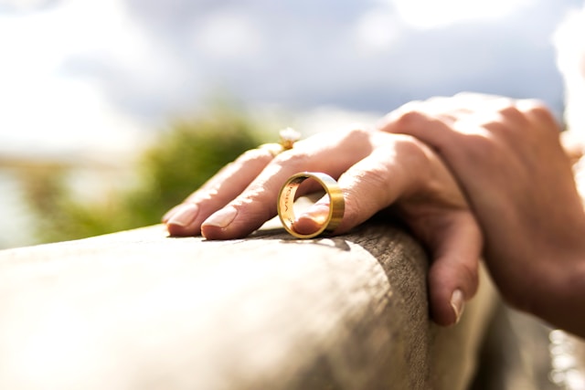 Why Some Clients Prefer Working with a Female Divorce Lawyer