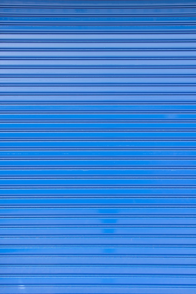 Industrial Door 6 Features That Matter When Choosing a Door for High-Traffic Premises